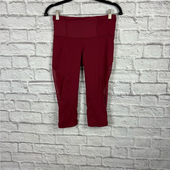 Lululemon Capri mesh legging size 6 - Picture 3 of 6